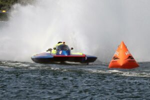 Frédéric Couturier remporte le titre en Hydro 350