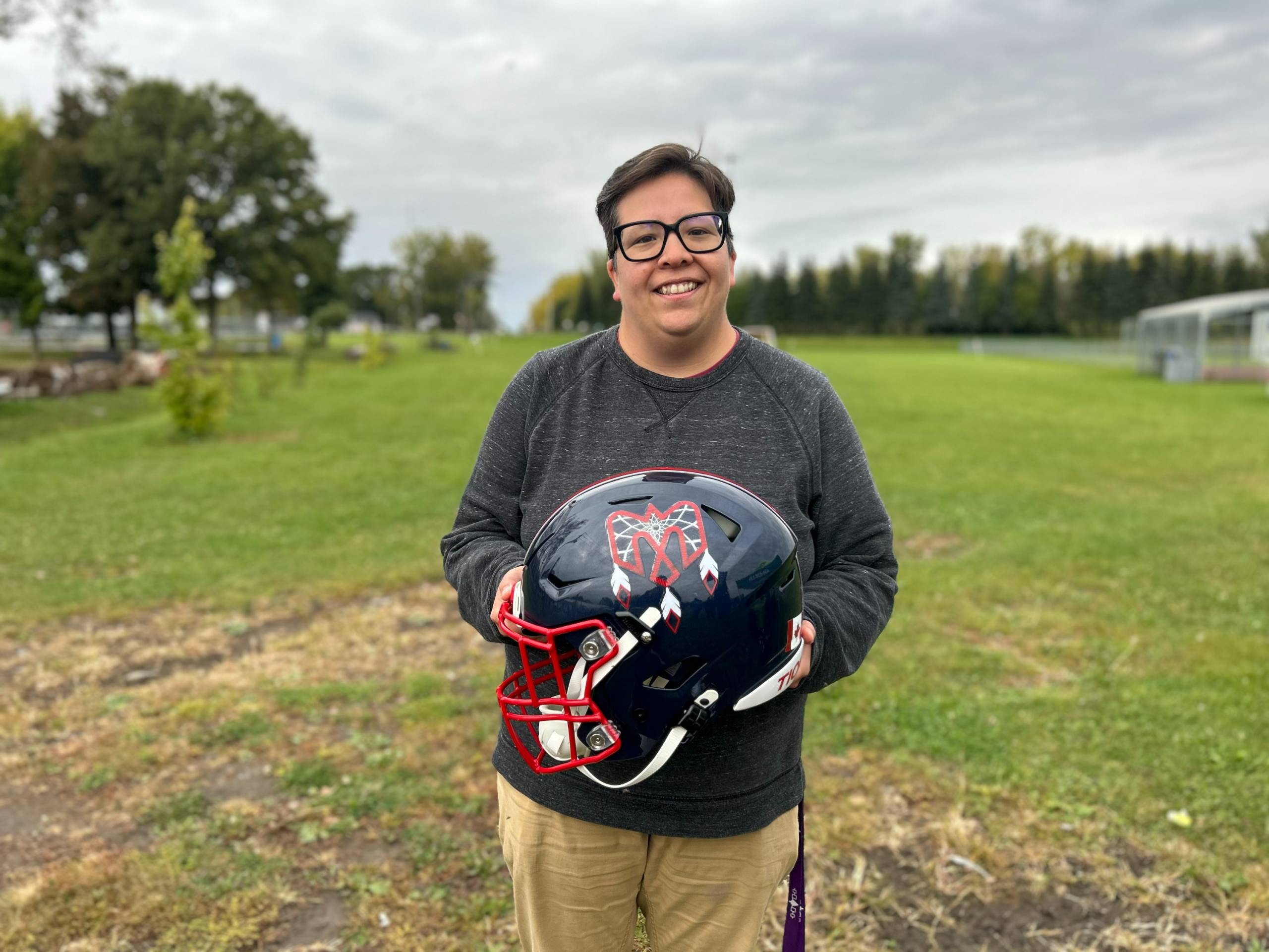 Une création de Kahnawake sur le casque des Alouettes de Montréal