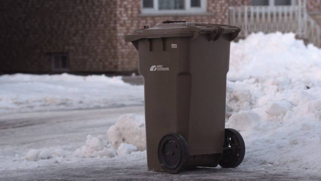 Retour de la collecte aux deux semaines pour le bac brun