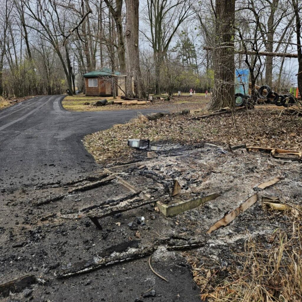 Compolette en cendre : des vandales sans scrupule à Héritage Saint-Bernard