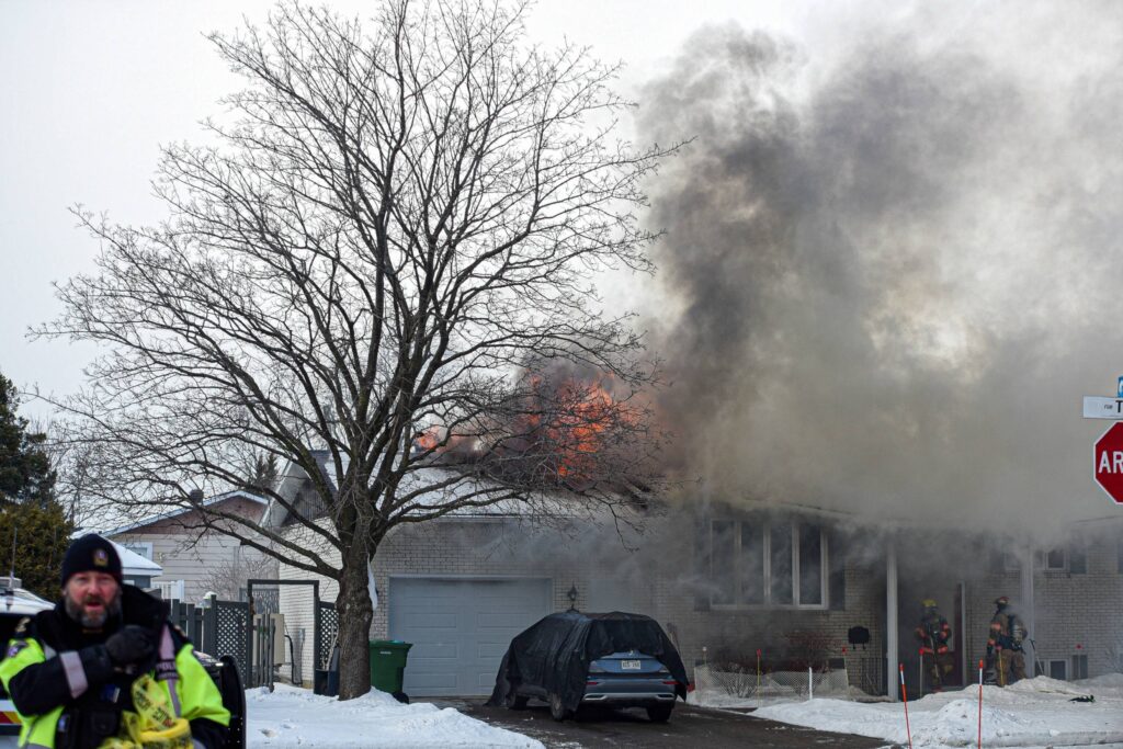 Un feu ravage une maison à Châteauguay