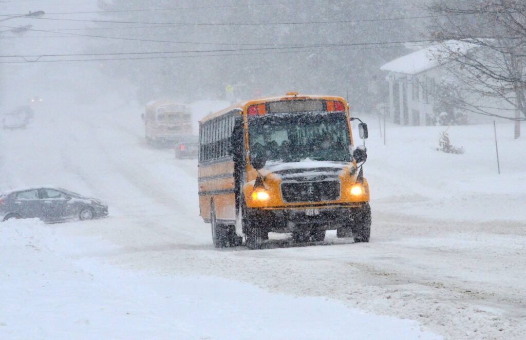 Plusieurs écoles fermées jeudi en prévision de la tempête