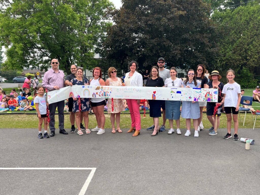 La nouvelle cour de l’école Saint-Urbain inaugurée