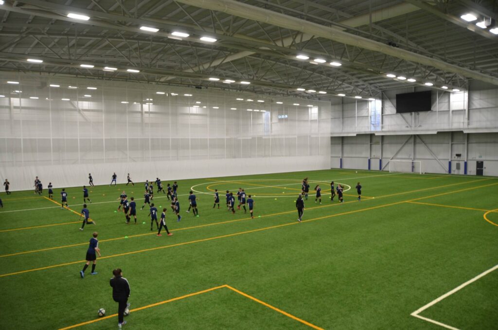 Terrain synthétique au Sportplex : remplacement prématuré