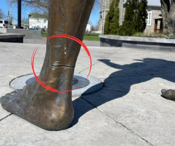 La statue de Georges St-Pierre vandalisée