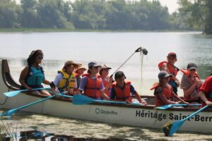 Rivière Châteauguay : des berges plus propres grâce au camp de jour