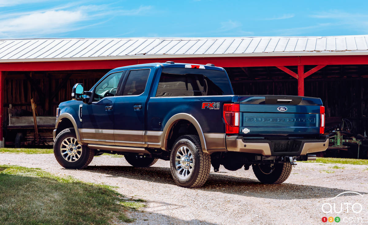 Ford rappelle 7 698 véhicules au Canada pour un problème de caméra de recul