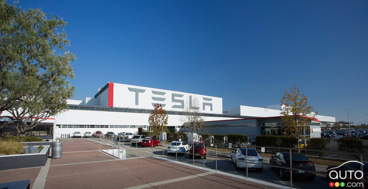 Le Canada bloque 43 millions de remboursements à Tesla : Enquête sur des demandes de dernière minute