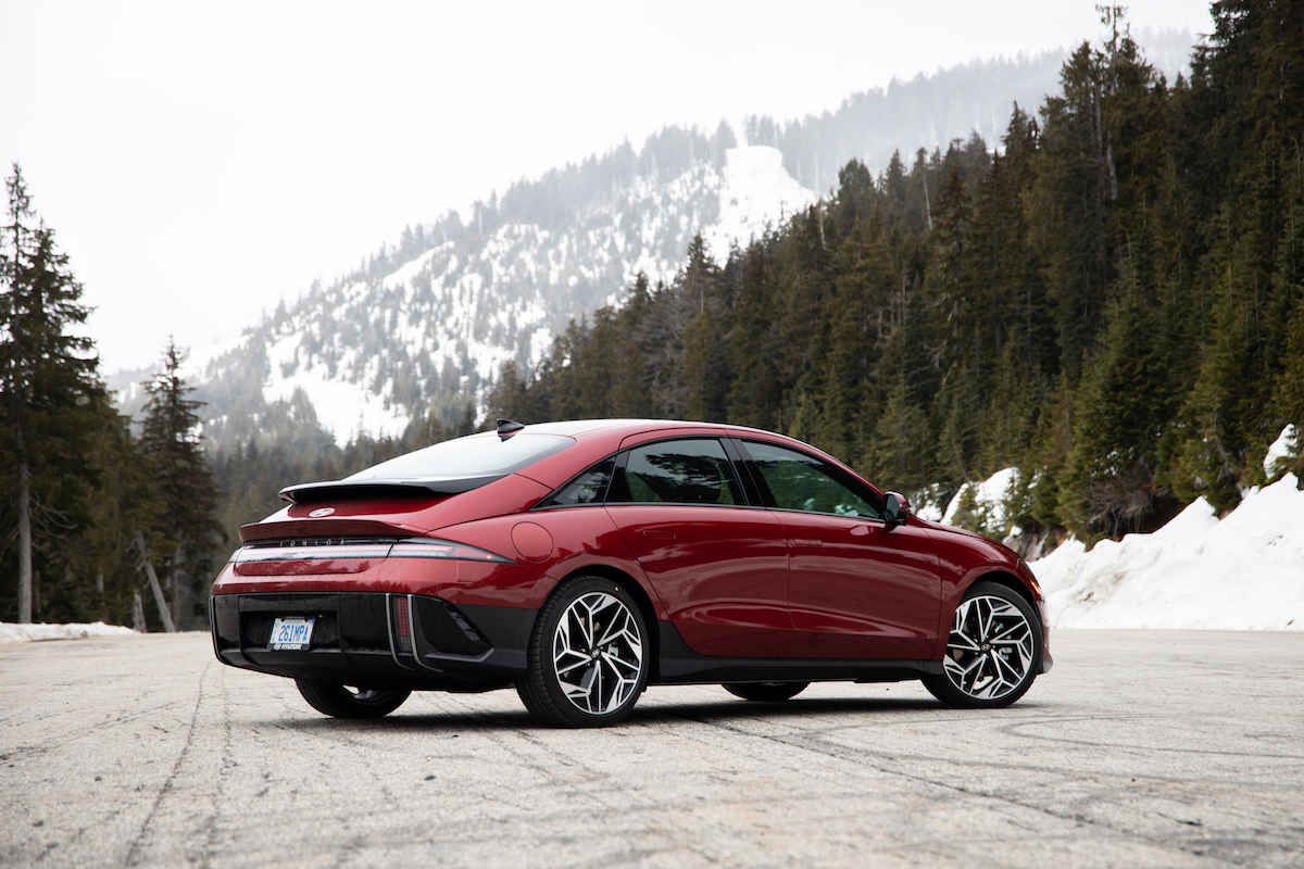 8 conseils pour optimiser l’autonomie et les performances de votre voiture électrique en hiver