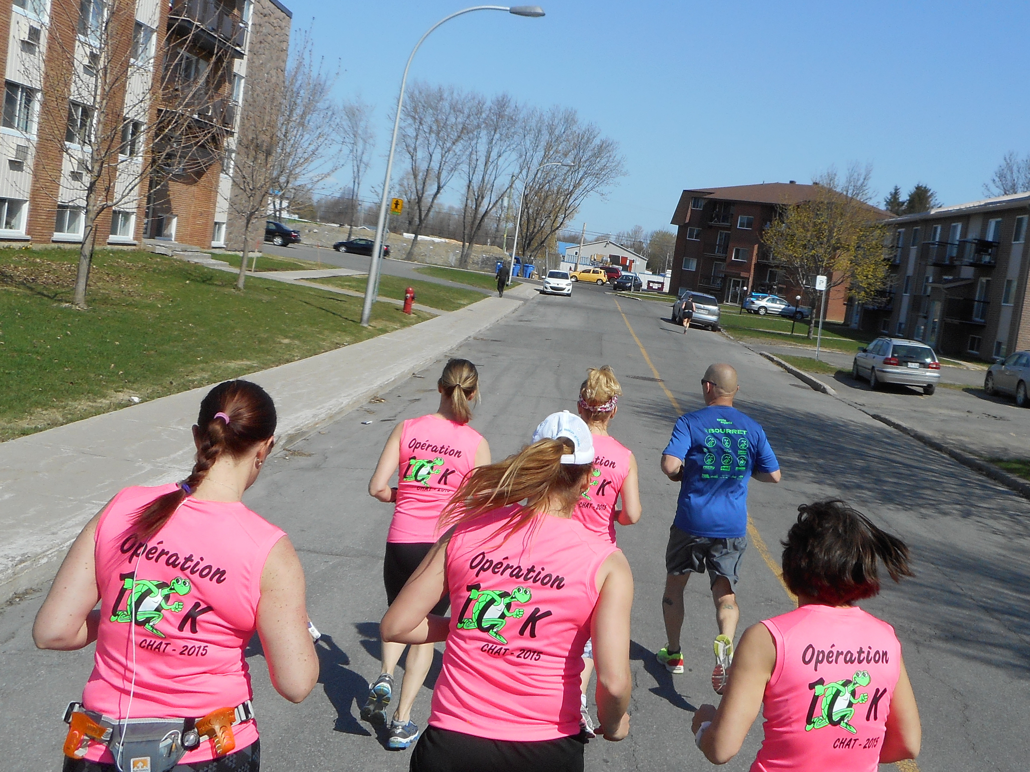 Des coureurs dans les rues de Châteauguay dimanche
