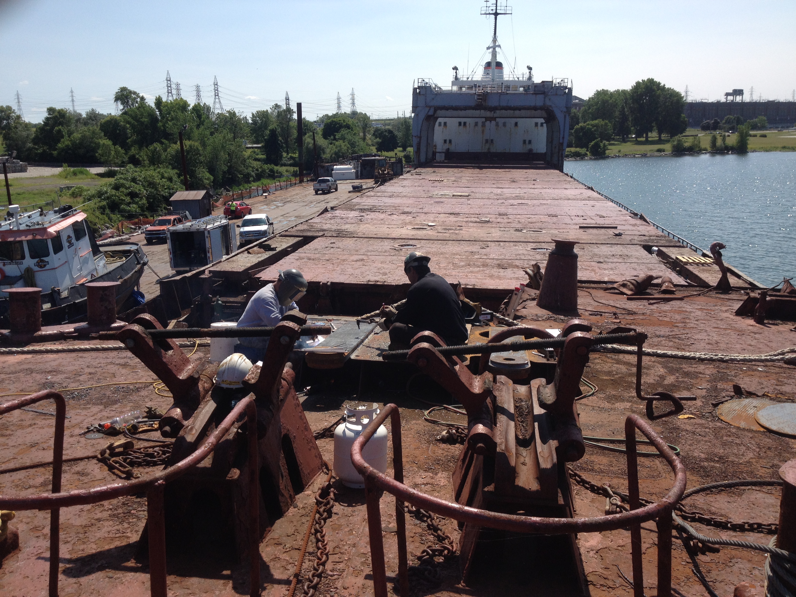 Épave, lutte et monarques ce jeudi