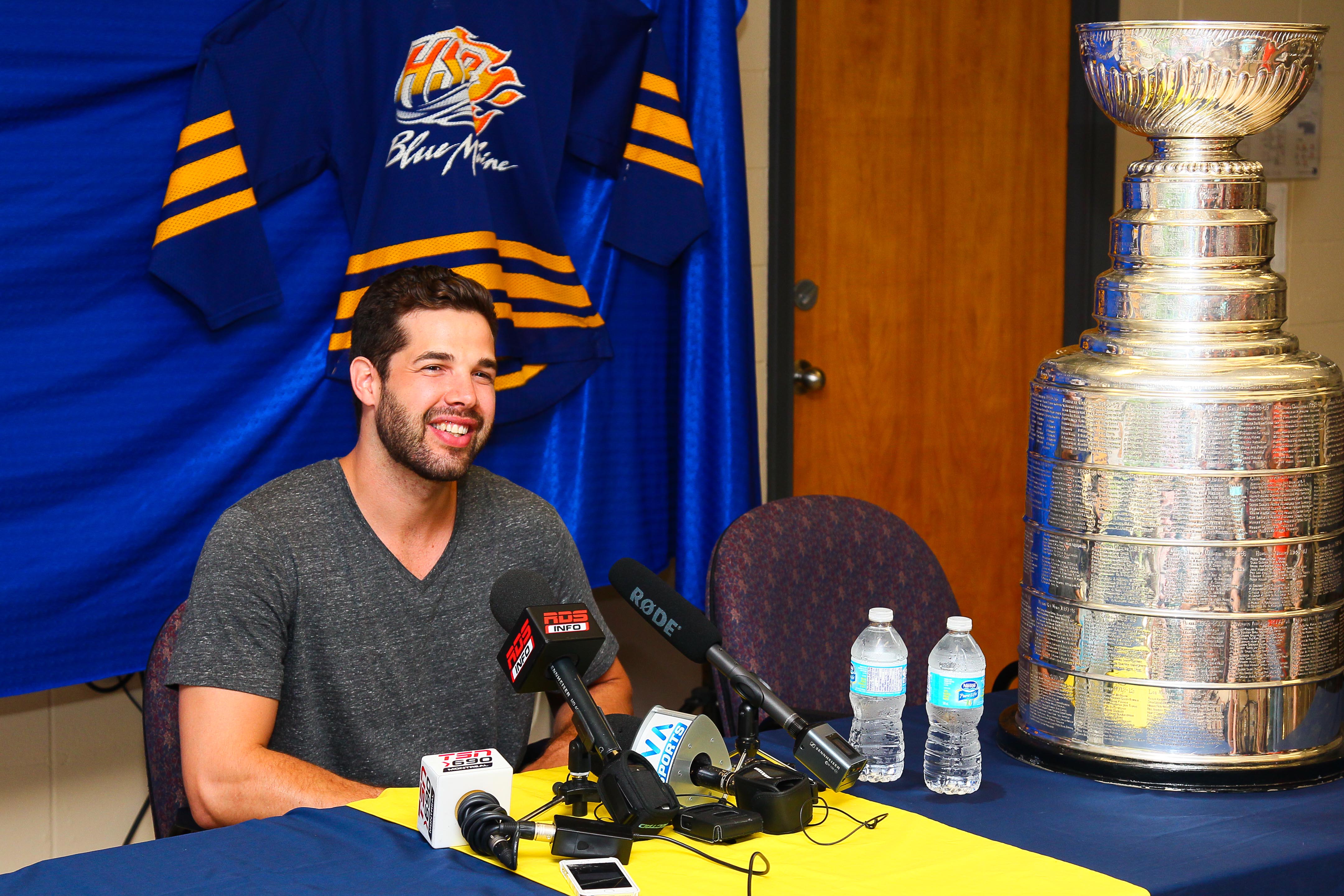 Corey Crawford brings Cup to his fans