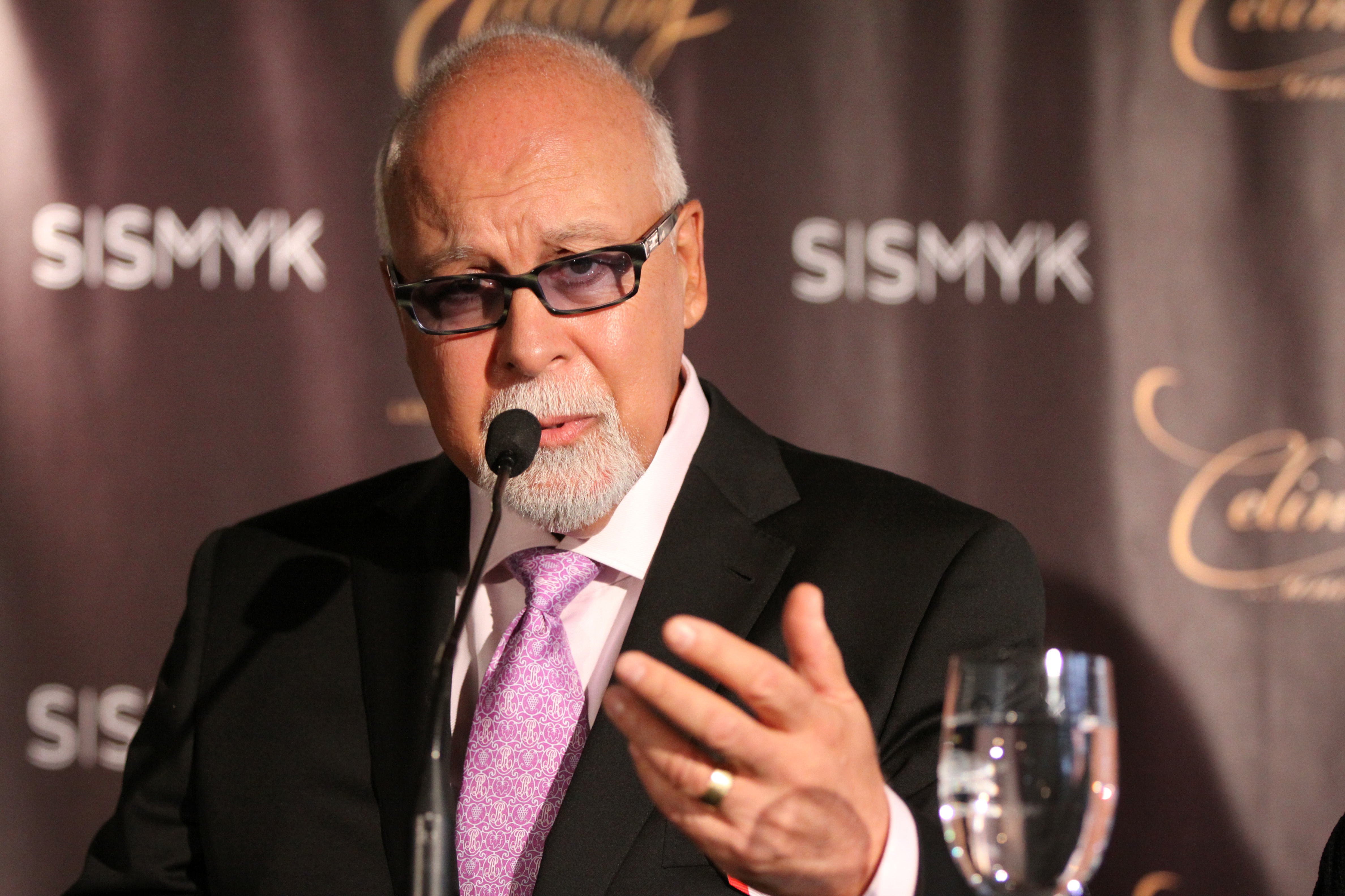 Il garde un bon souvenir du passage d&rsquo;Angelil à sa disco en 1975