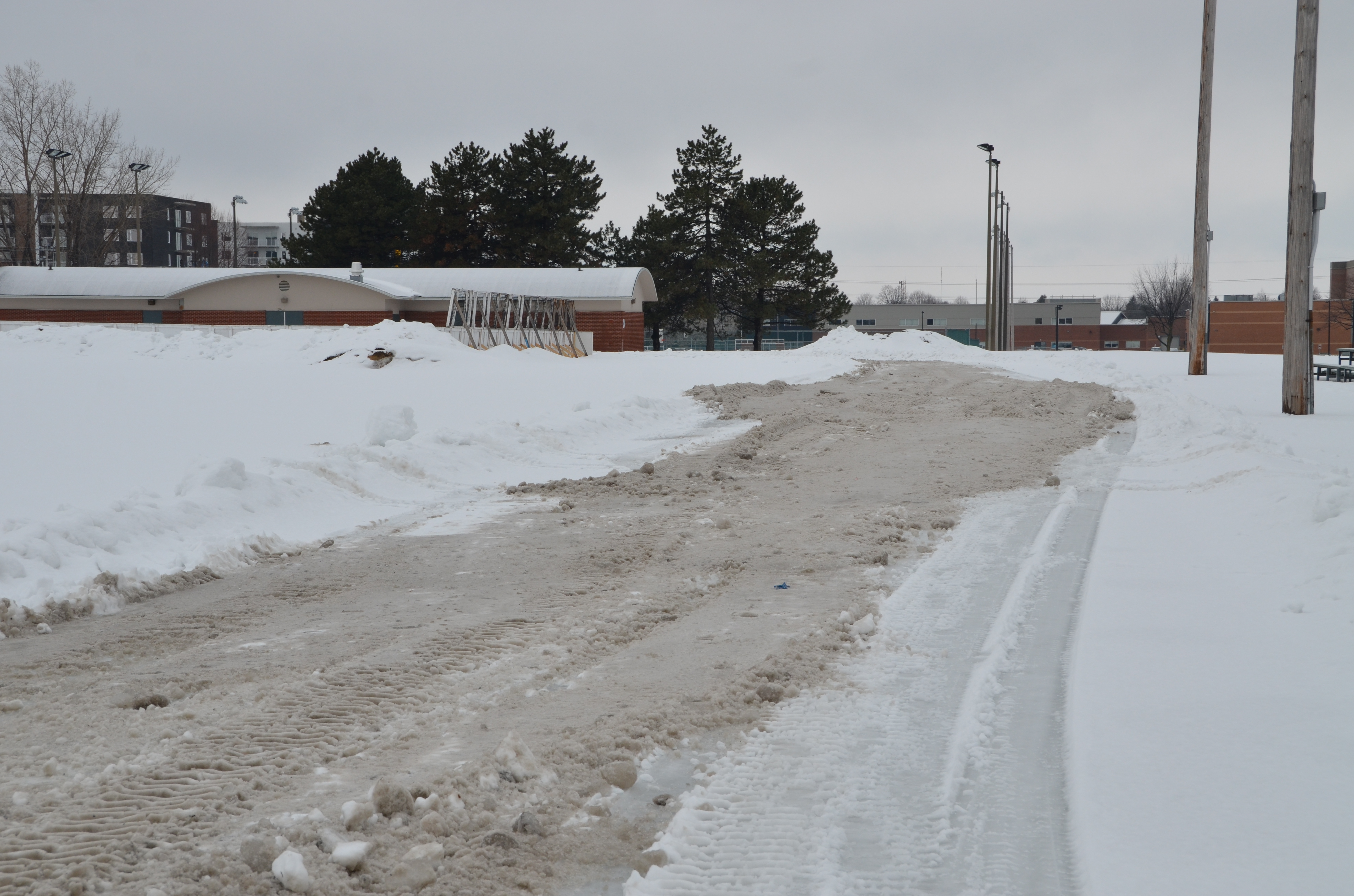 Châteauguay a déversé de la neige usée au parc Billings