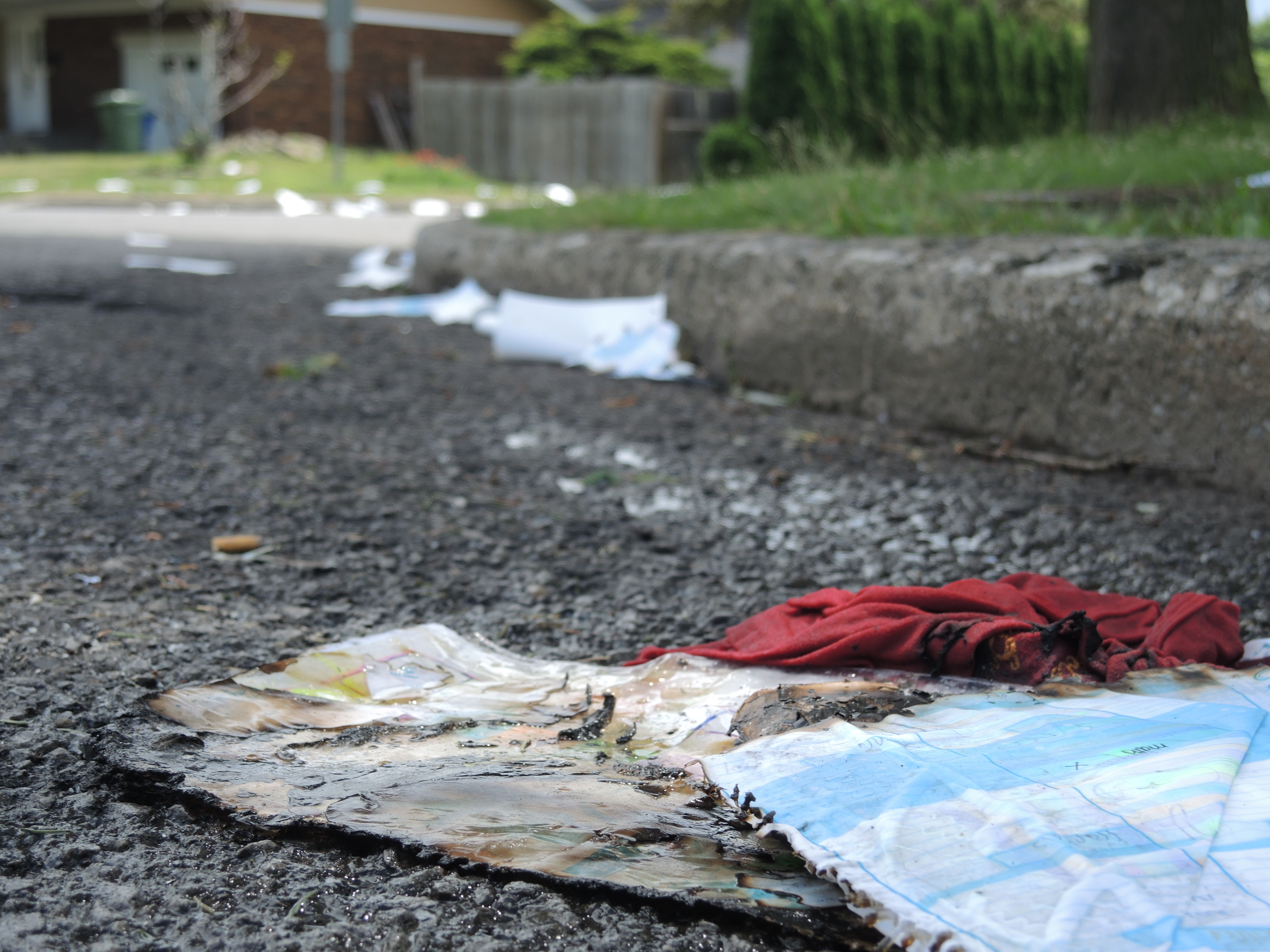 Image illustrant l'article: Un feu de joie au milieu de la rue