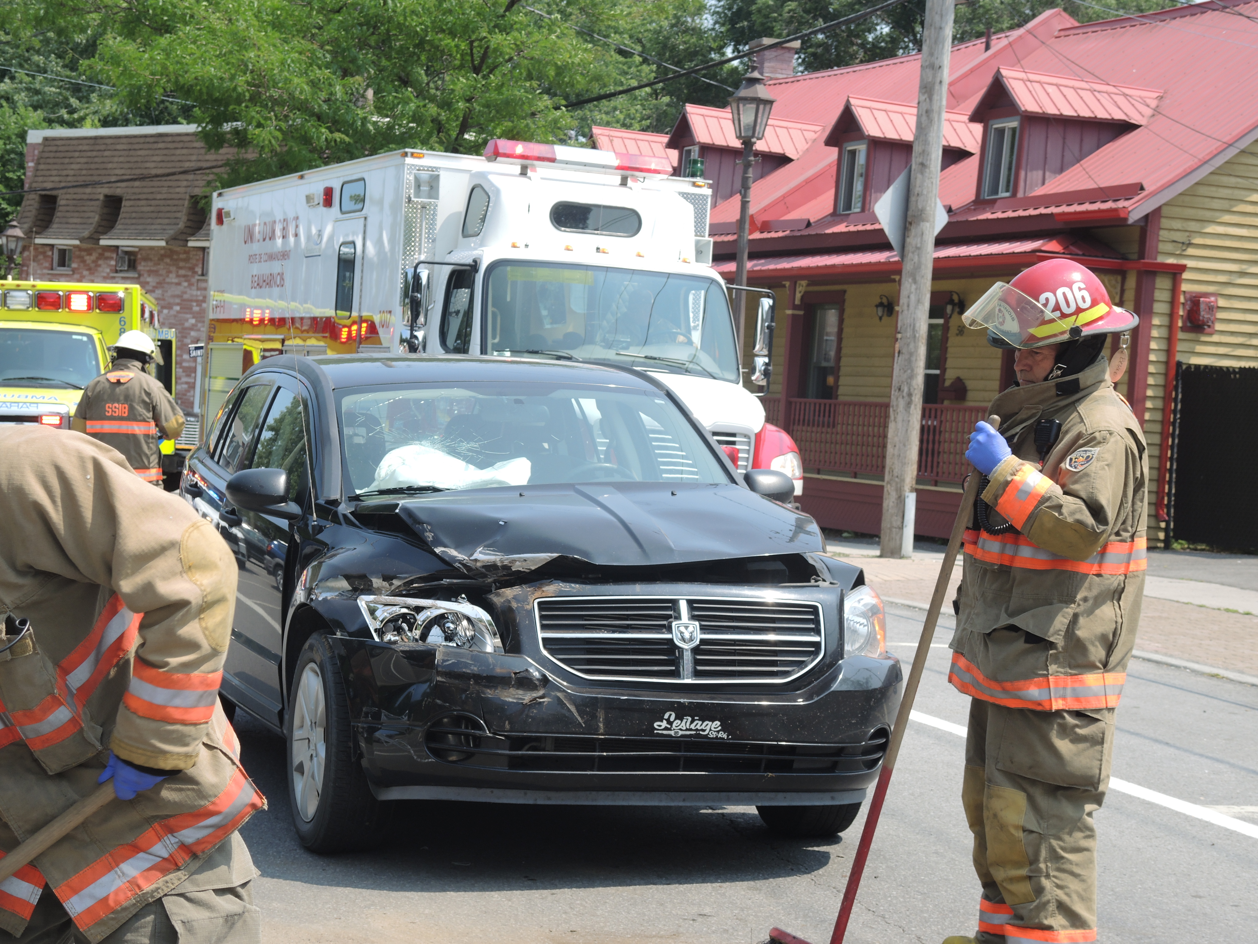 Accident devant le parc Sauvé