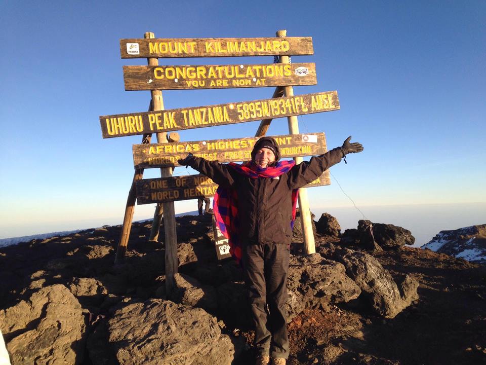 Image illustrant l'article: Au sommet du Kilimanjaro pour ses 25 ans