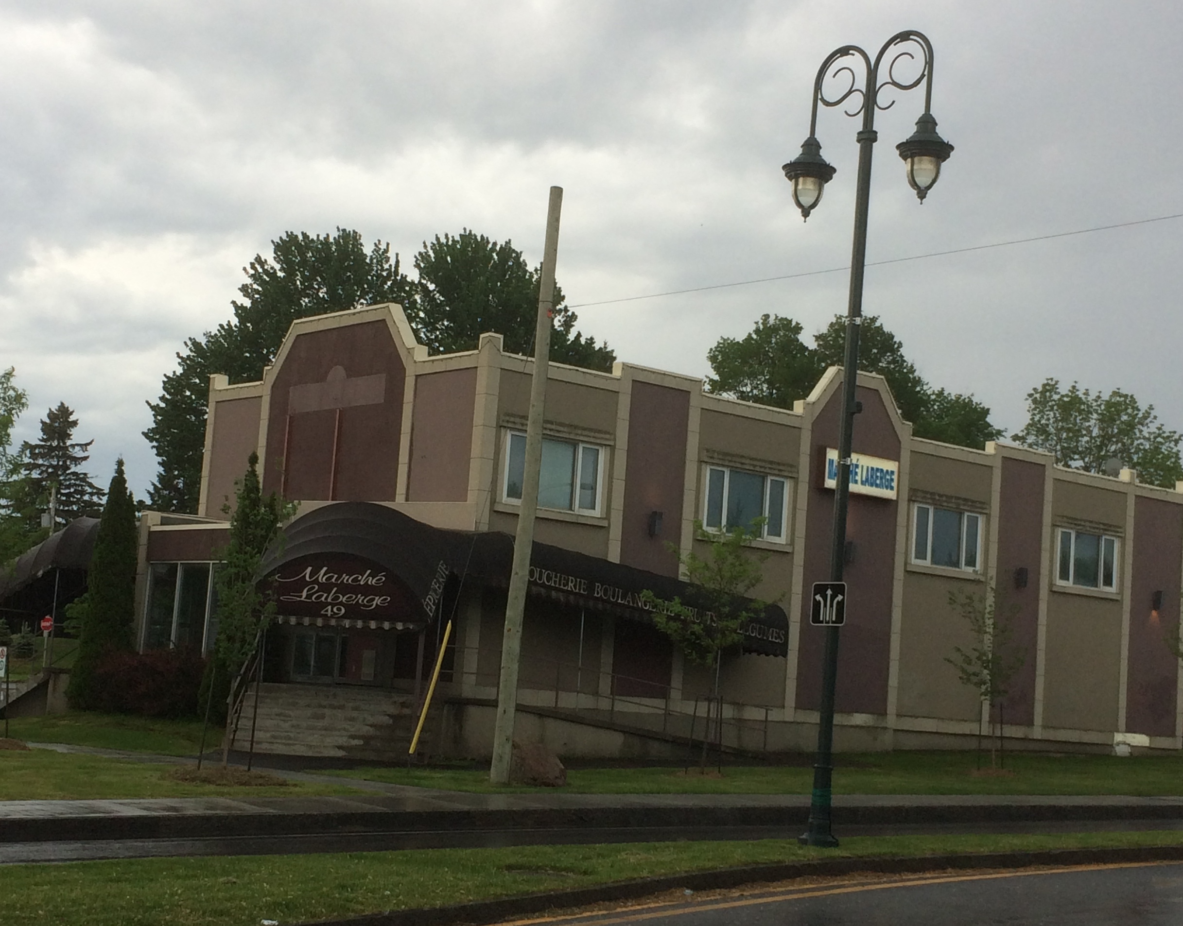 Plusieurs propositions de projets pour remplacer l’ancien marché Laberge