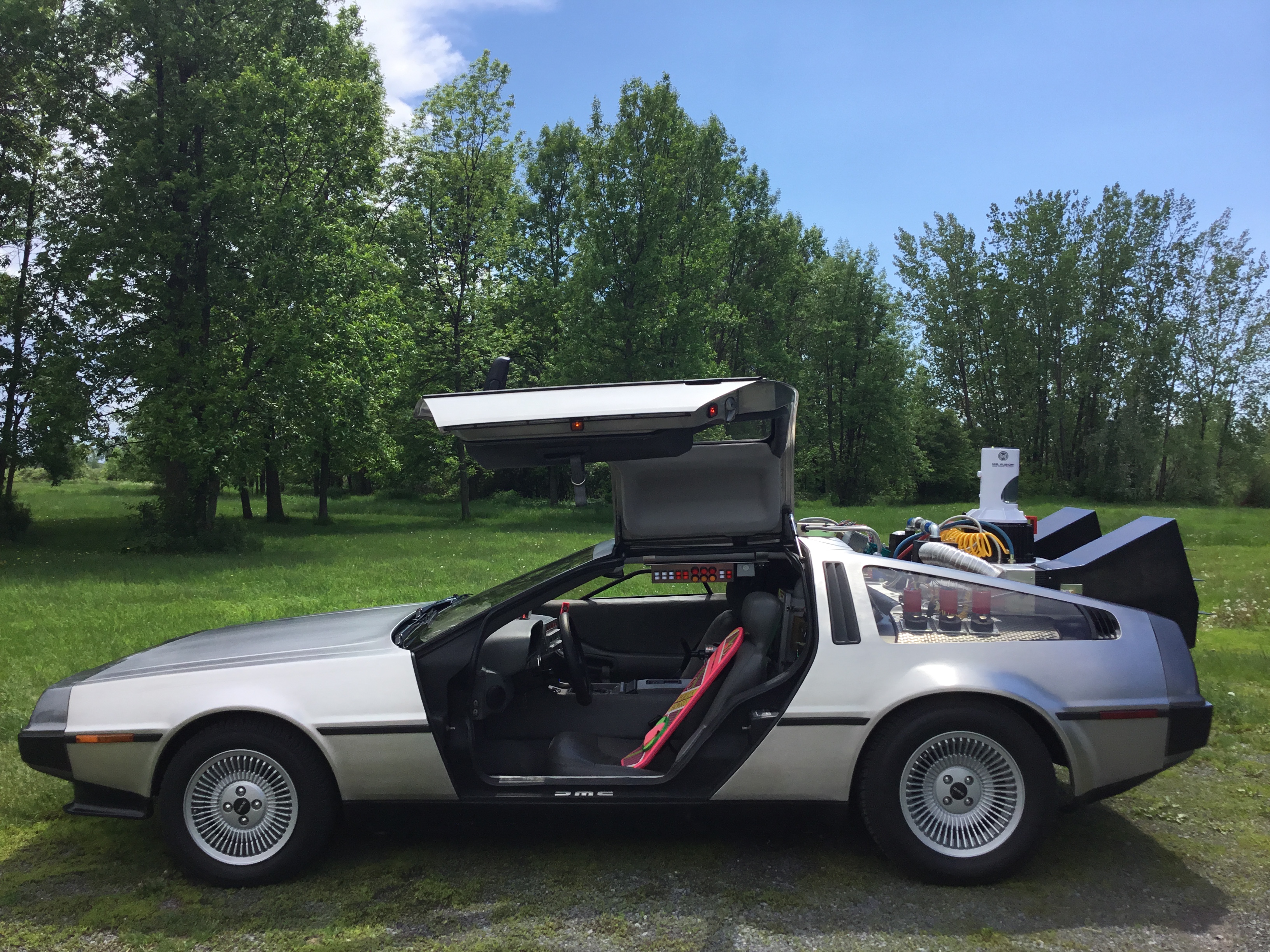 Voitures de collection en vedette à une soirée rétro à Châteauguay