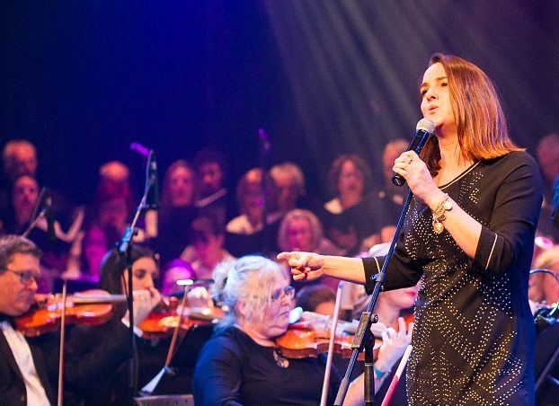 Sophie Pelletier et le Grand orchestre de Châteauguay font salle comble