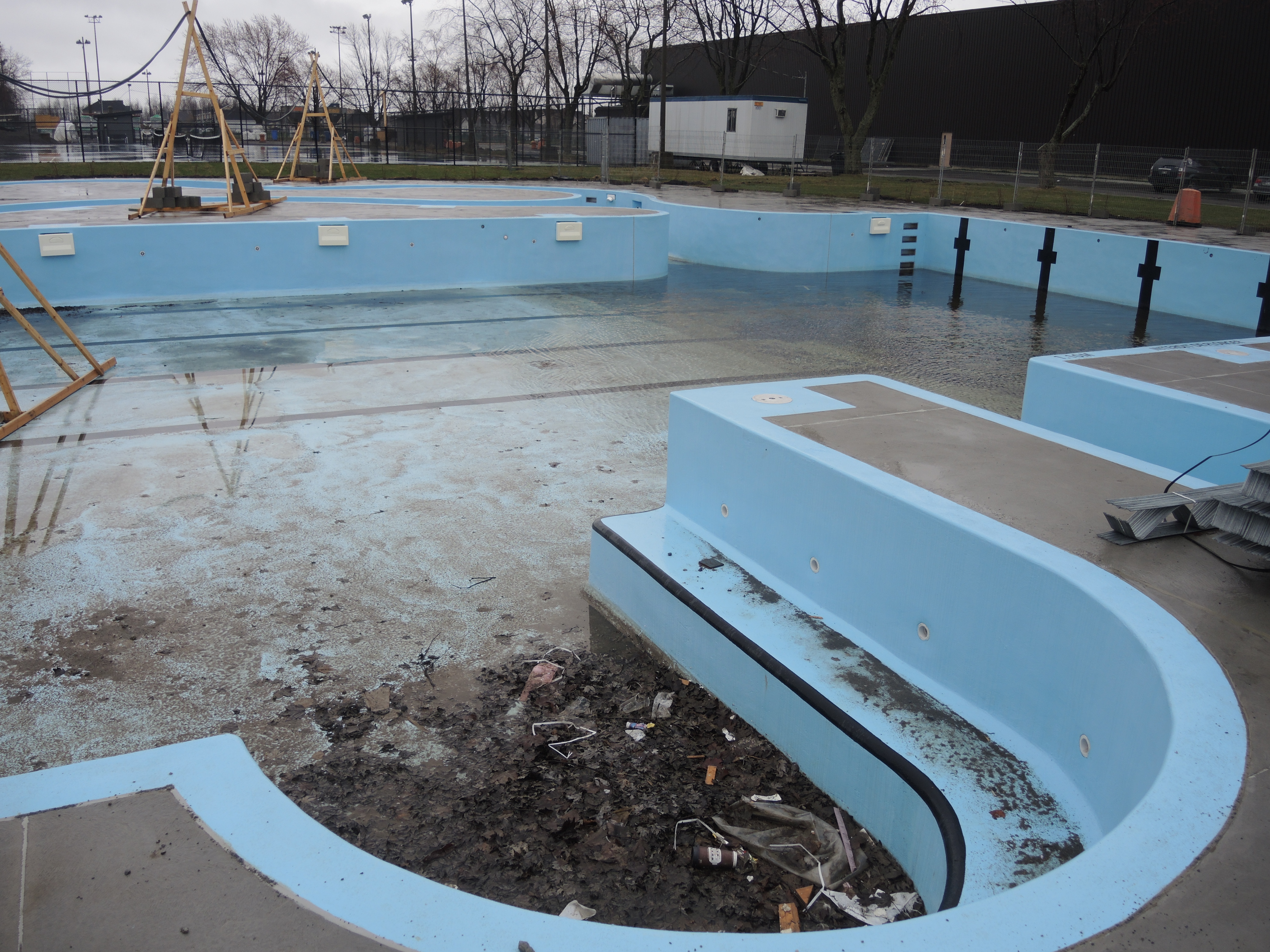 Le chantier du complexe aquatique à Beauharnois en images