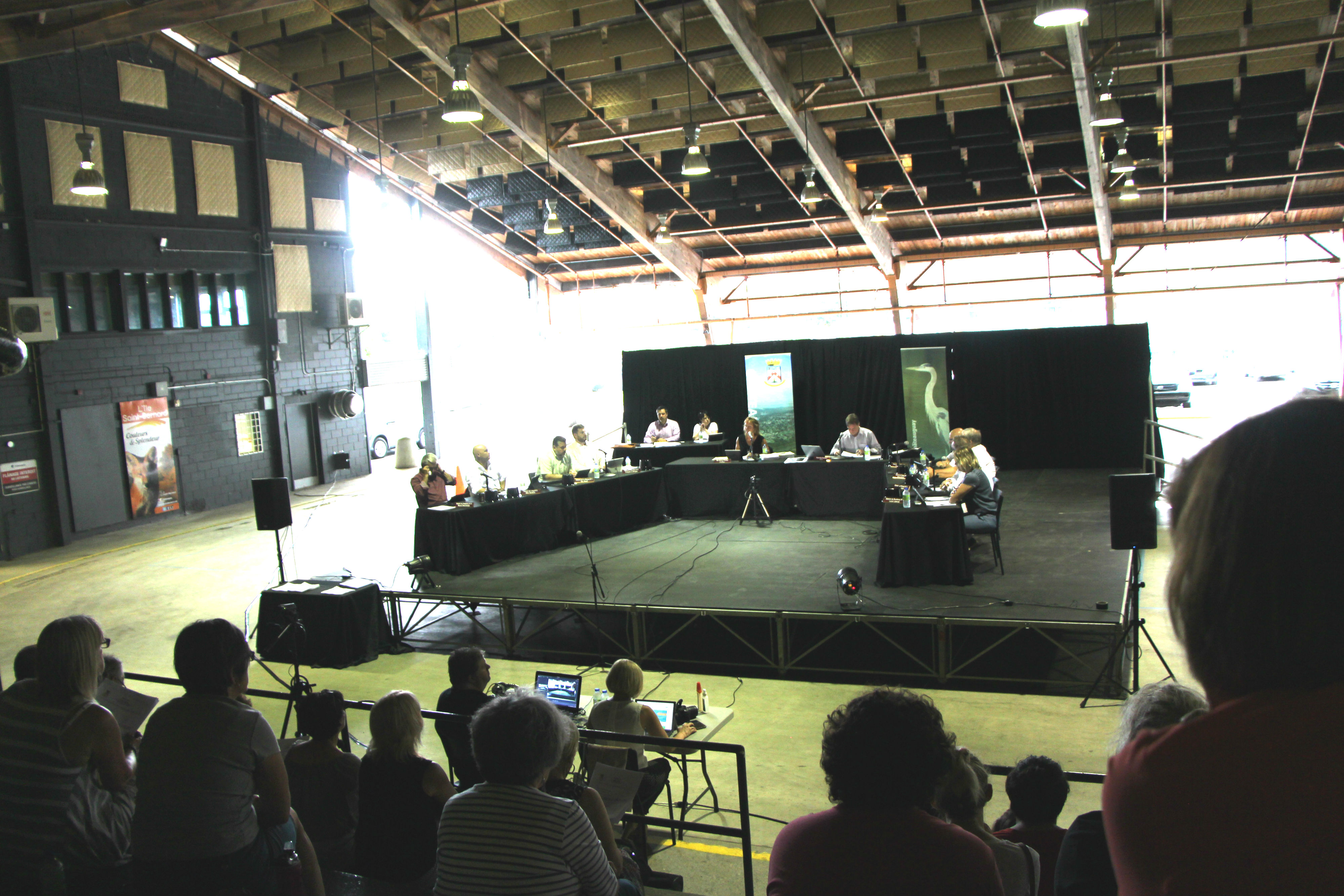 Image illustrant l'article: Une séance du conseil réussie sous le toit de l’Agora