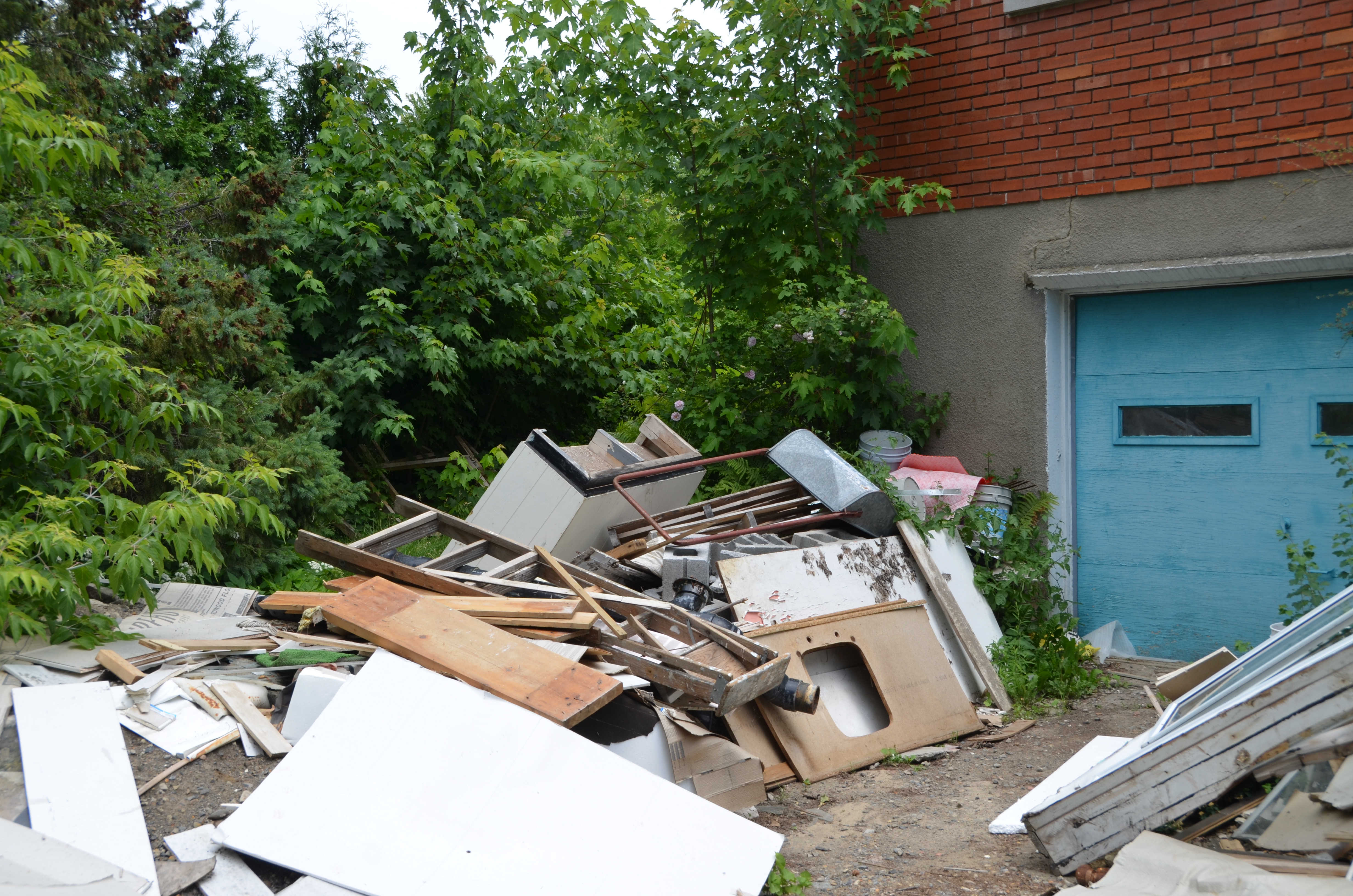 Image illustrant l'article: Six terrains jugés «malpropres» seront nettoyés par la Ville de Châteauguay