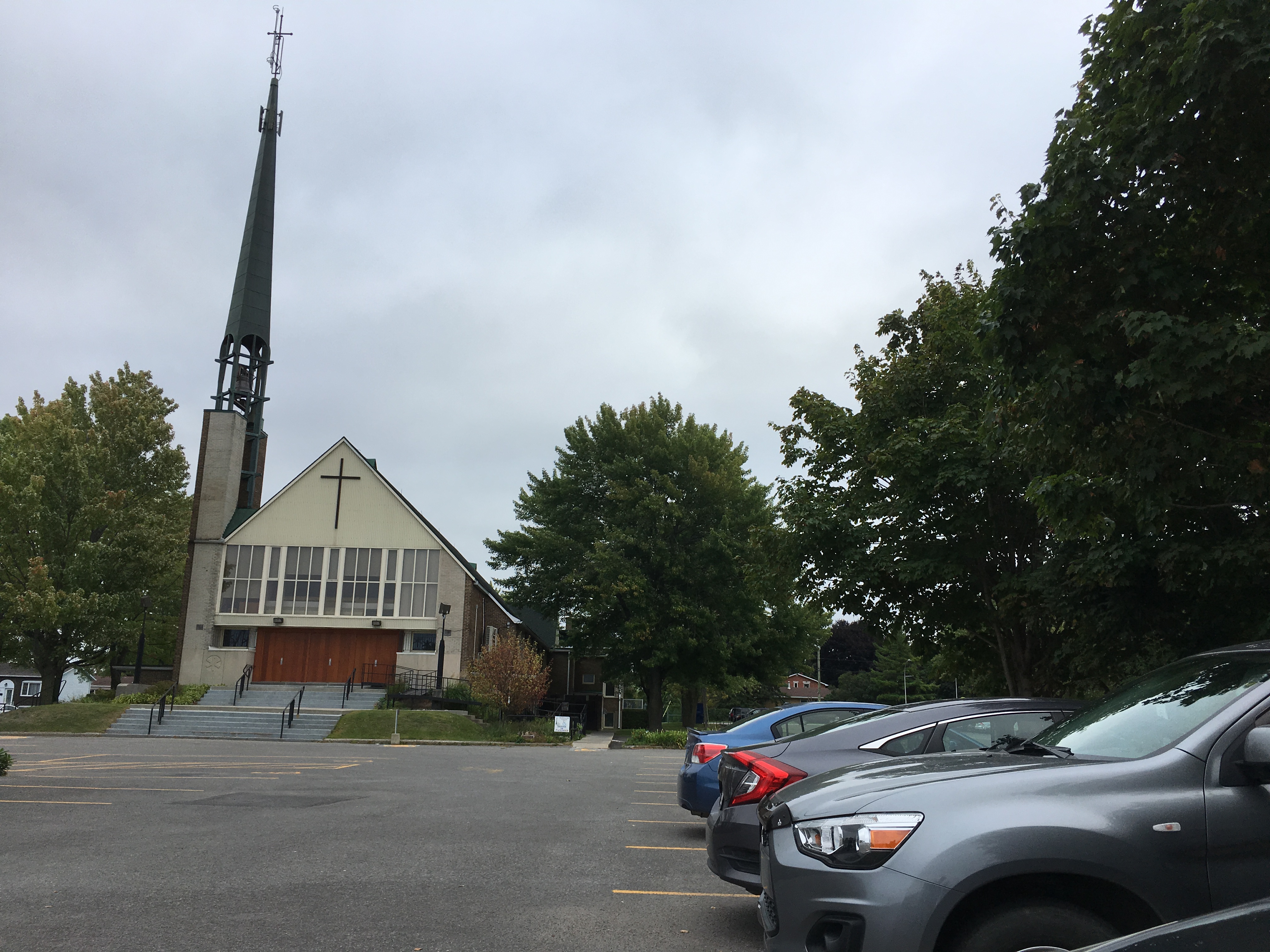 Entente avec l&rsquo;église pour éviter des contraventions aux profs