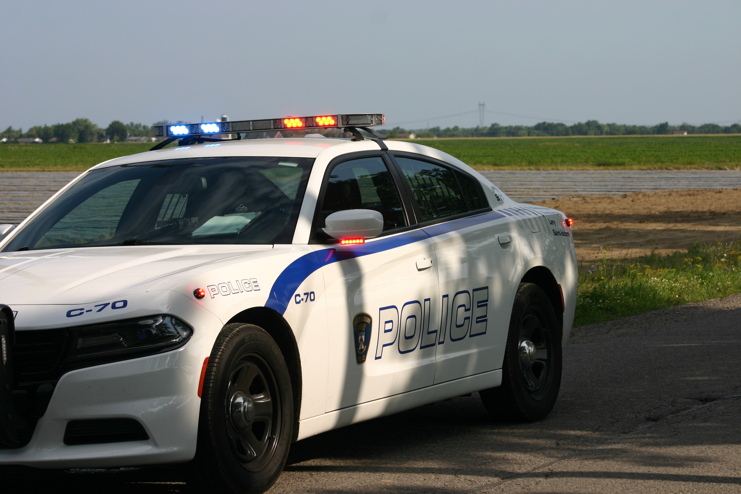 À la recherche d’un tracteur qui a accroché des fils