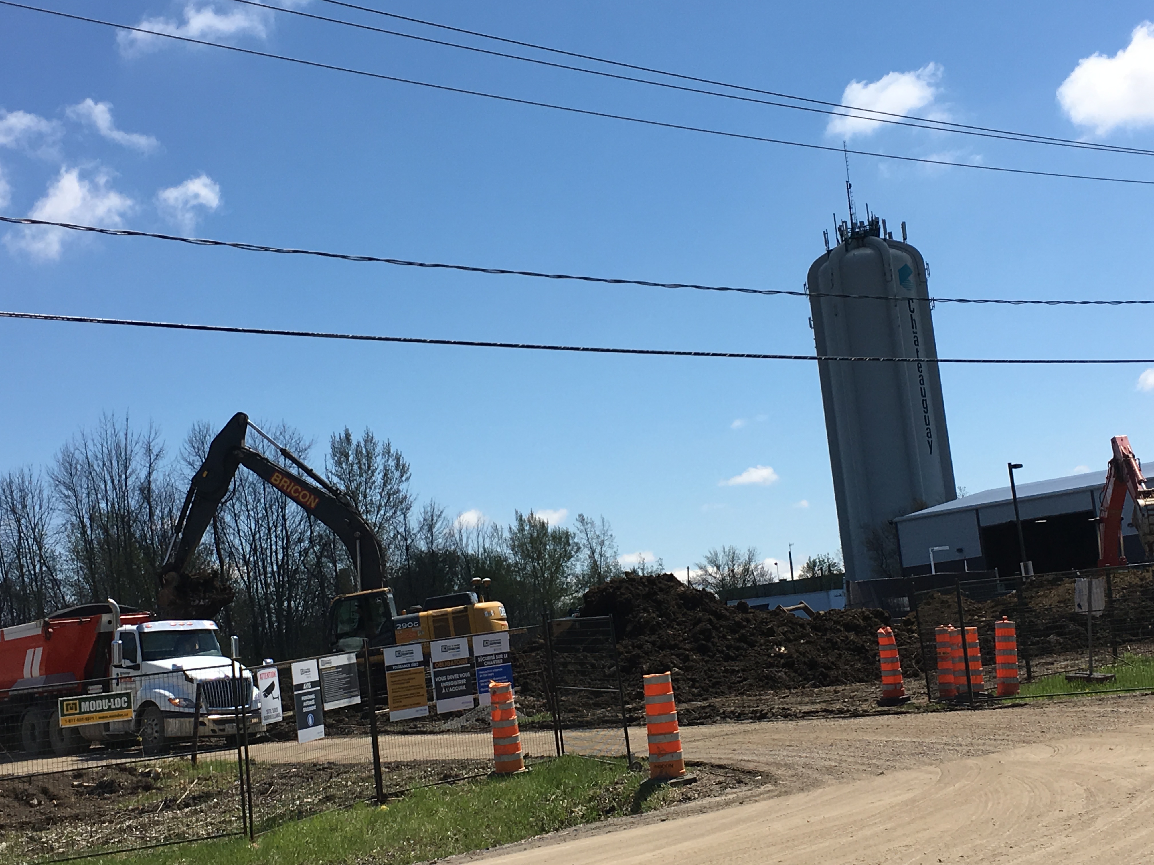 Nouveau centre de Postes Canada en construction à Châteauguay