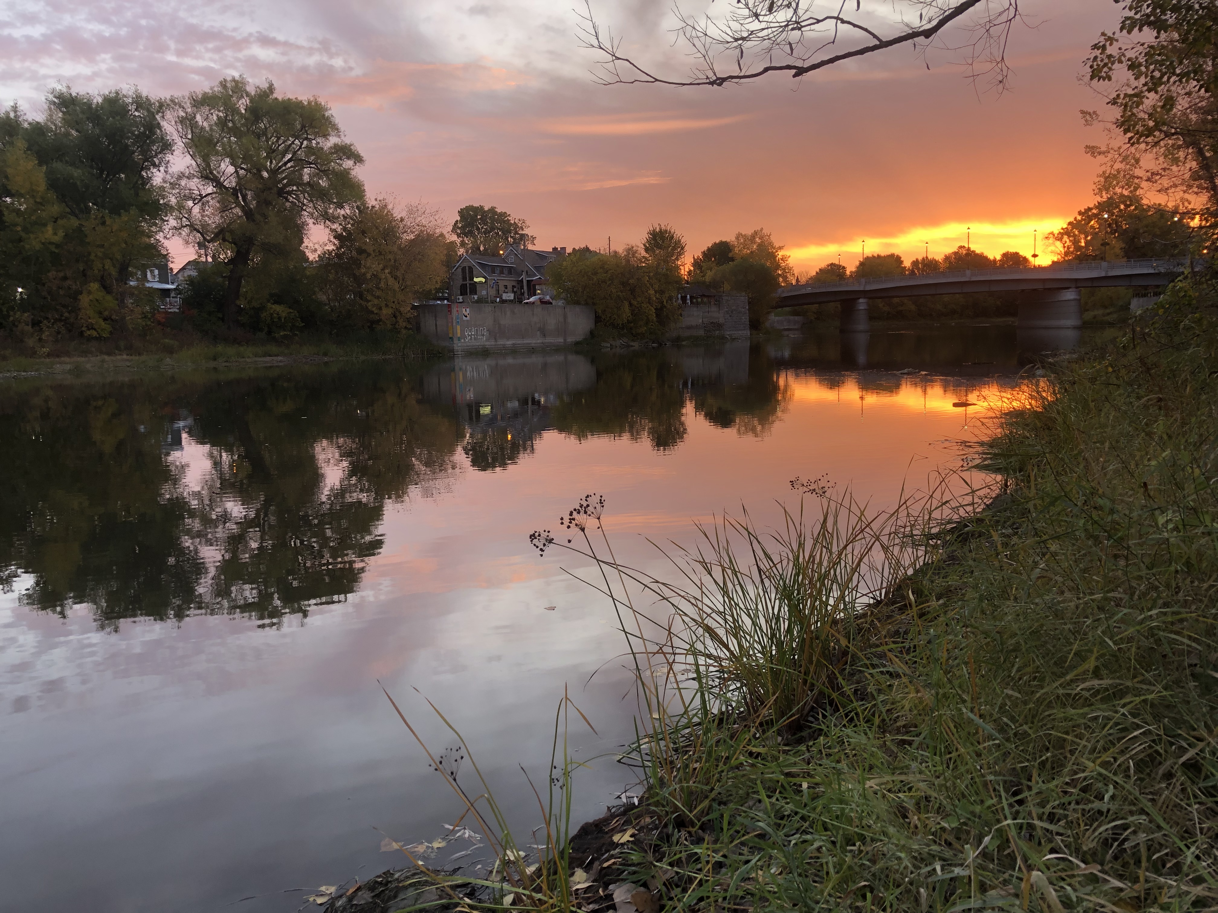 Lever du soleil sur Châteauguay