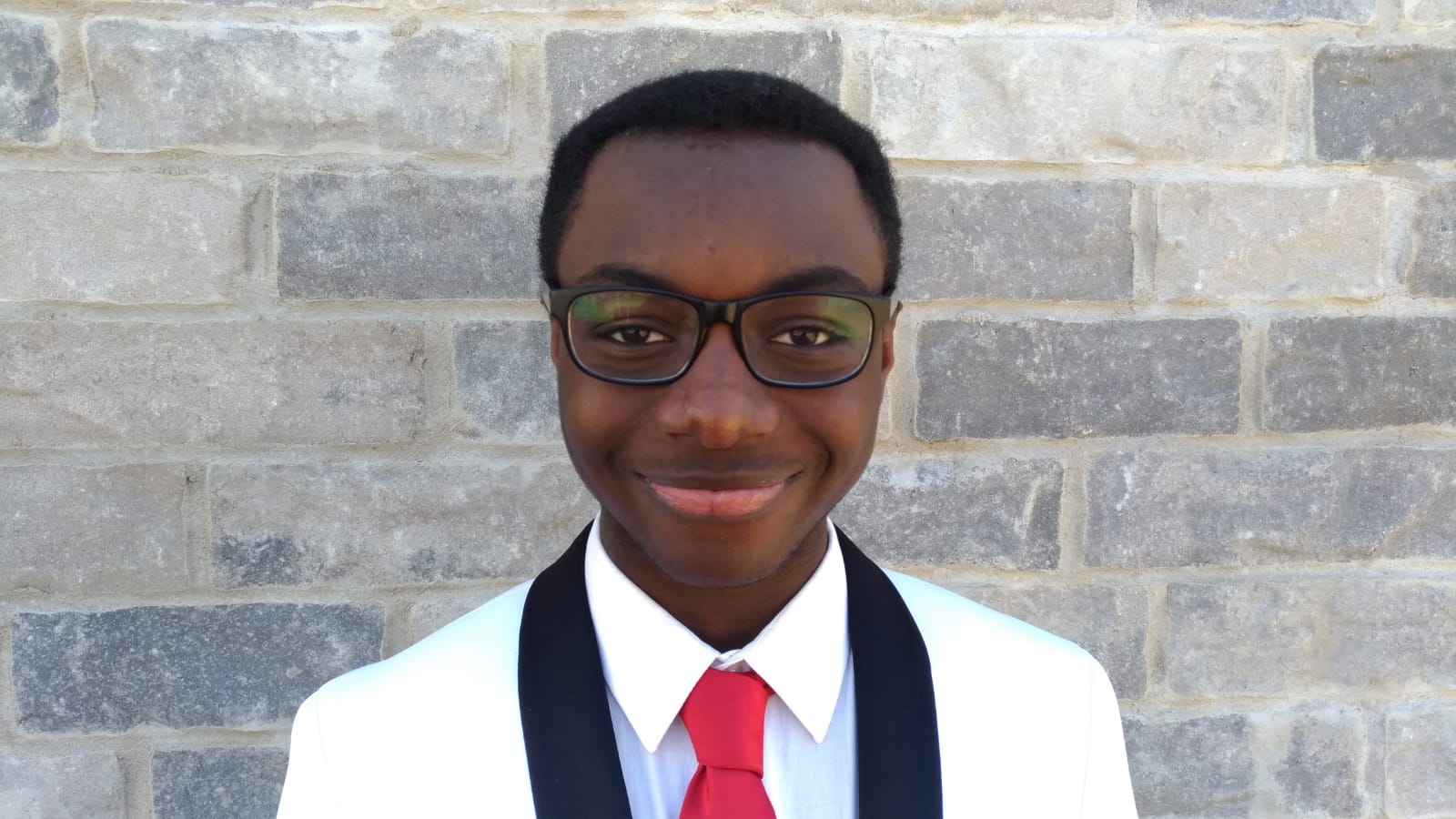 Élèves lauréats d&rsquo;un concours de poésie pour les « Anges »