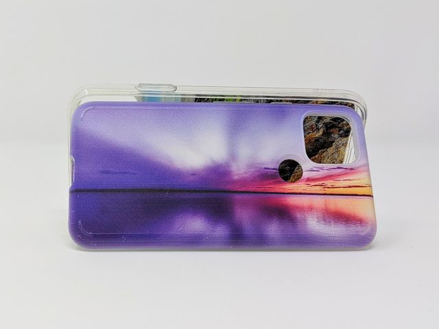 Des paysages québécois en valeur sur des étuis de cellulaires