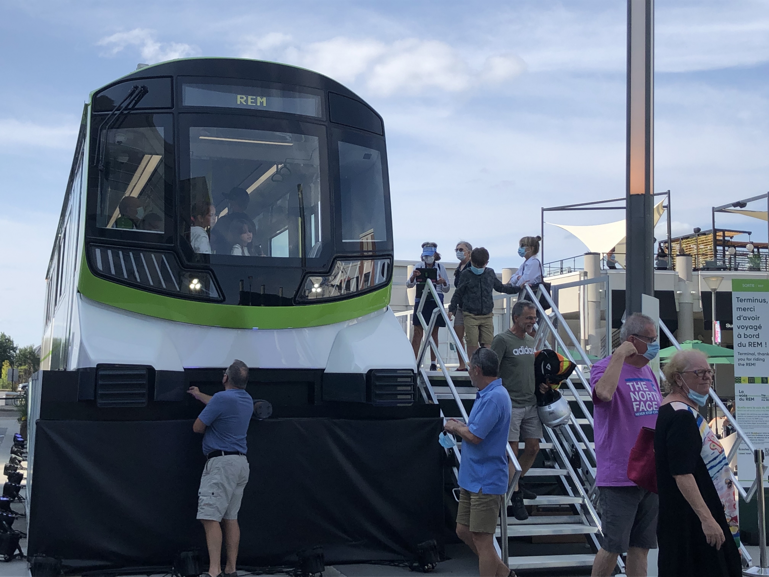 La tente hyper versatile qui se transforme aussi en hamac