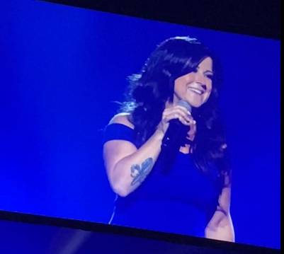 Utilisez votre iPhone ou téléphone Android pour appeler et texter directement sur PC!