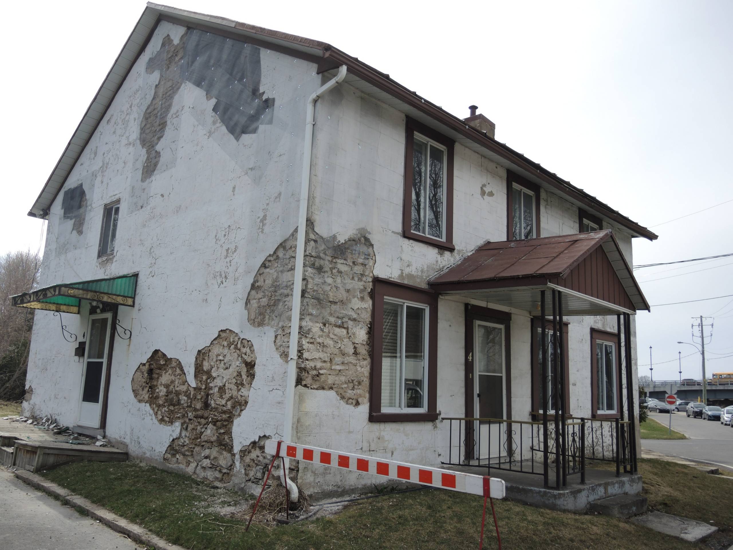 Pas de porte pour chien, pas de problème!