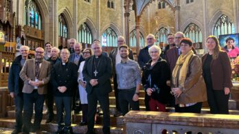La Basilique-cathédrale Sainte Cécile ouvre grand ses bras