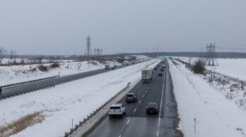 Terres cédées à Kahnawake pour l&rsquo;autoroute 30 : les villes attendent toujours les compensations