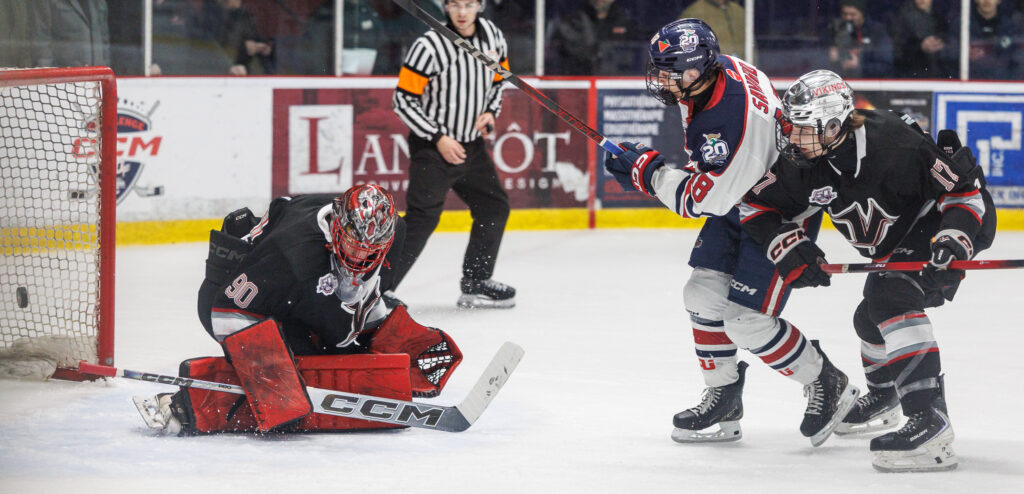 Un tir au but des Grenadiers trouve le fond du filet