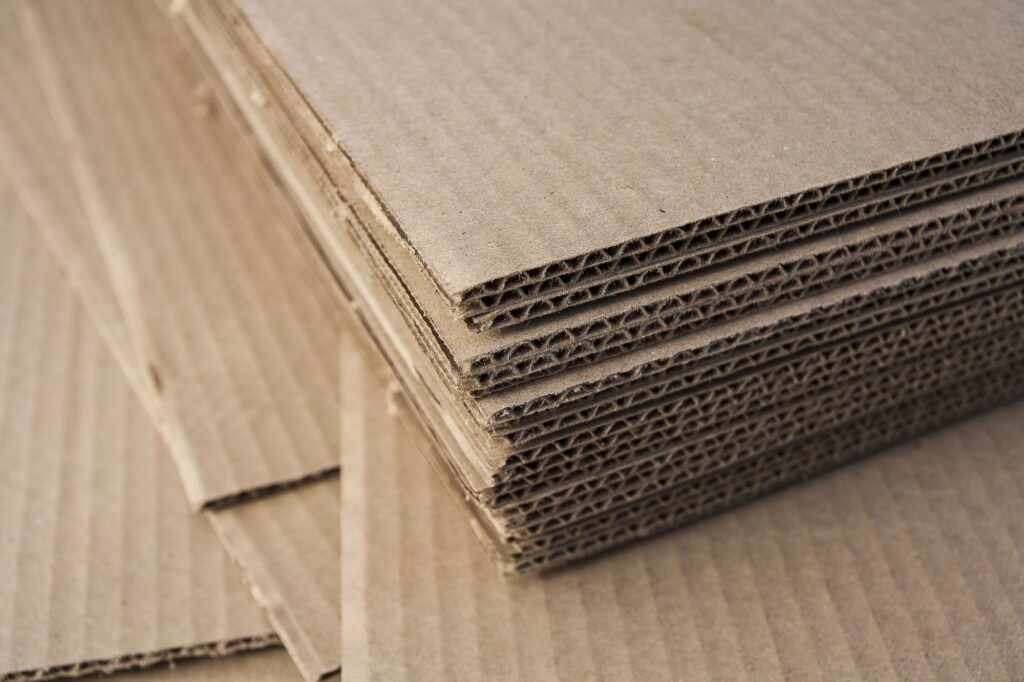 Tout savoir sur le carton ondulé pour l’emballage et la protection de produits