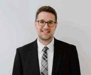 Routine beauté d’automne et d’hiver : les conseils du Dr Jean-François Pépin de Dermapure pour une peau éclatante toute l’année