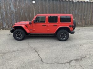 Un  rappel des Jeep Wrangler 4xe après huit incendies aux États-Unis