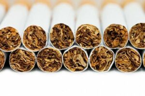 Contrebande de tabac : 363 000 $ d’amendes à un résident de Kahnawake