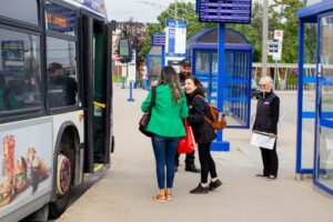 Transport collectif : la capacité de payer des villes doit être respectée, dit la CMM