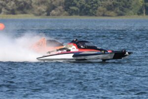 Le rapide Eddie décroche le championnat Formule 2500