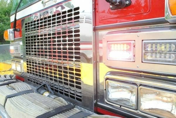 Mercier : incendie au Liquidation Armand et fils