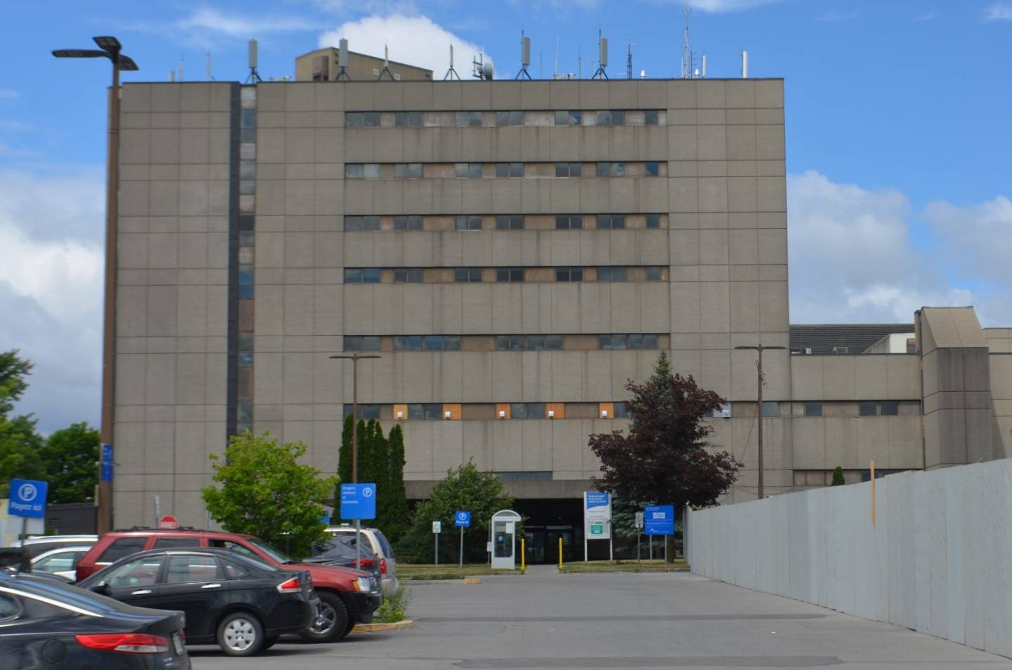 Travaux à l’Hôpital du Suroît annoncés il y a trois ans : le projet à l’étape de l’étude