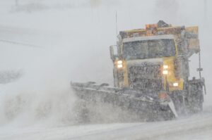 Léry : le déneigeur cesse ses activités en pleine tempête