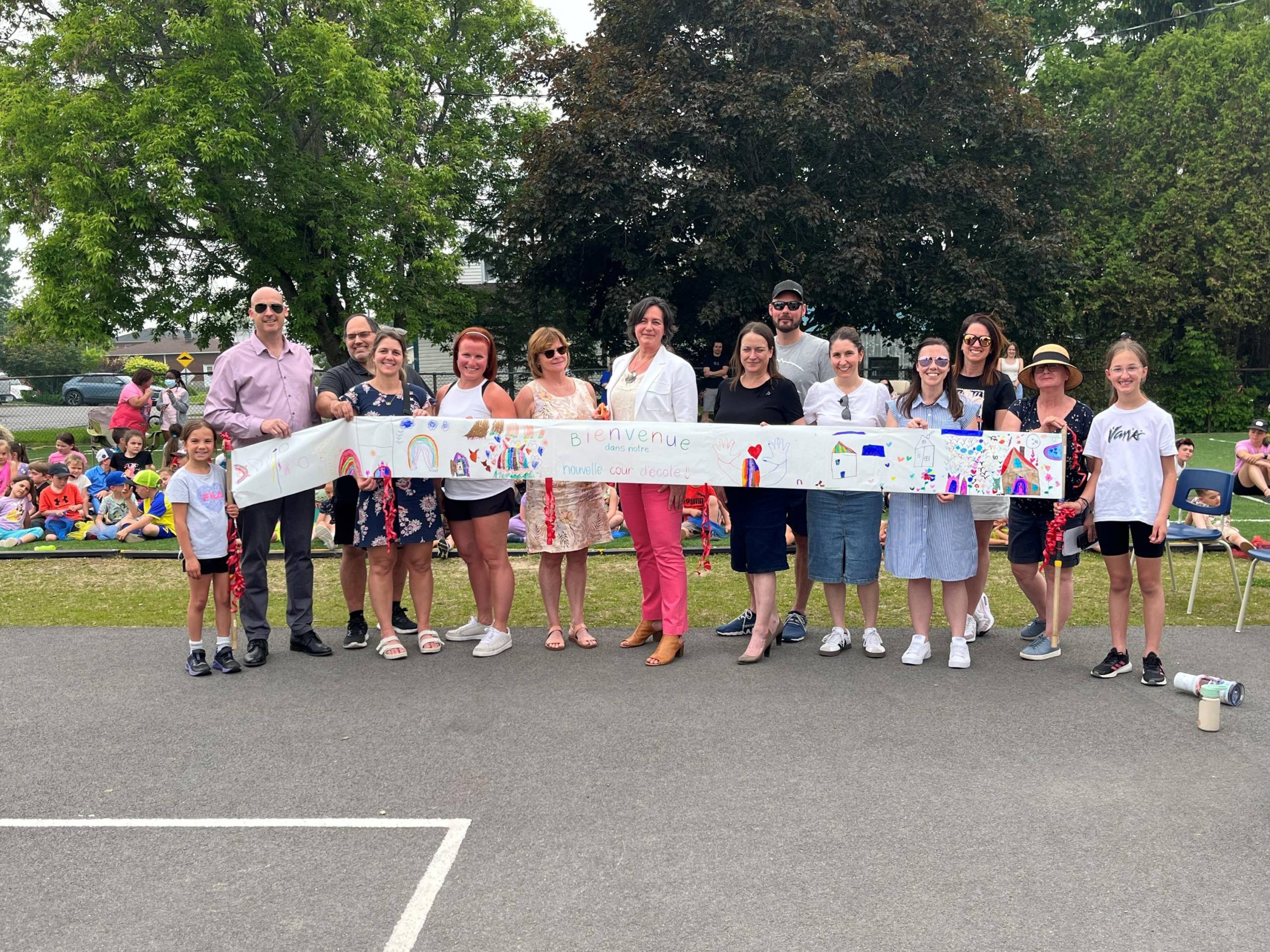 La nouvelle cour de l’école Saint-Urbain inaugurée
