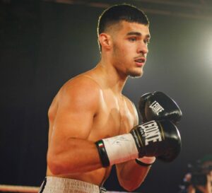 Grand Prix de boxe WBC : victoire percutante de Derek Pomerleau